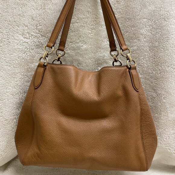Large Coach, Hallie F80268,Shoulder Bag in Light Saddle Brown - Picture 4 of 16